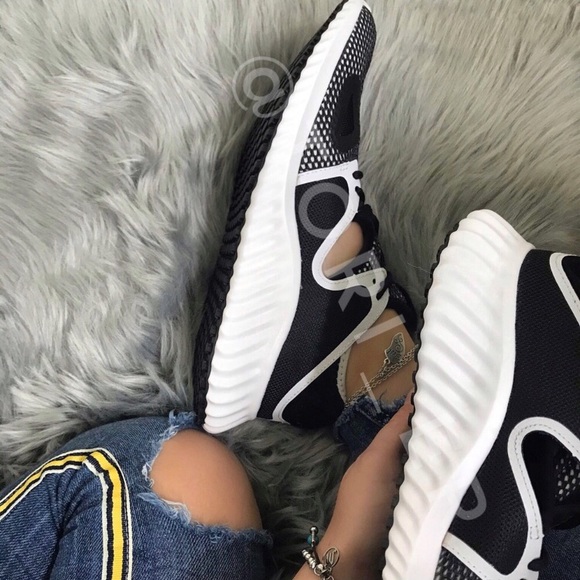 Adidas Women’s Running Shoes - Picture 5 of 11